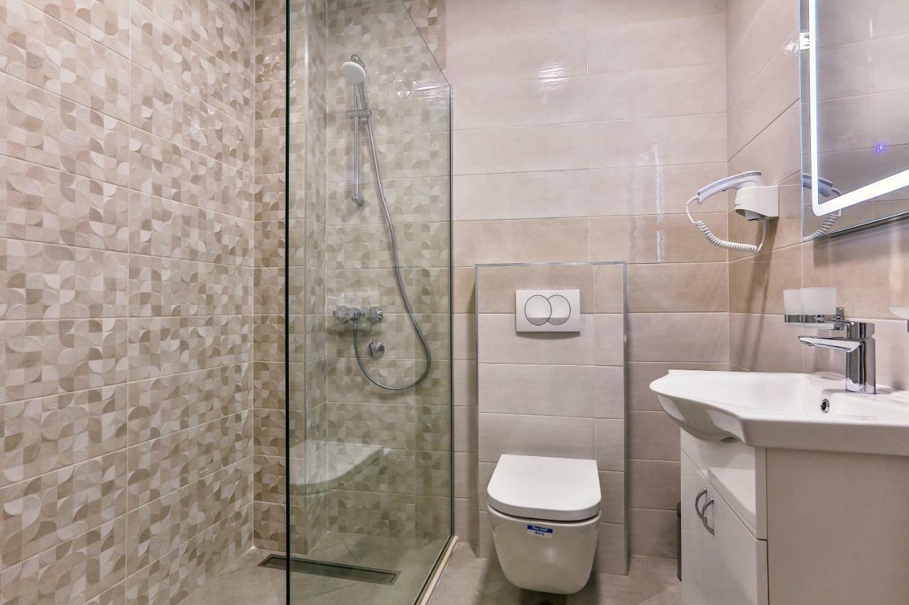 Apolon Apart Šušanj Exterior foto